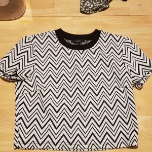 Zigzag Tshirt Crop Top